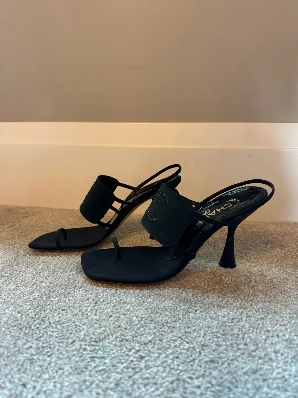 Chanel Black Cruise Vintage Crystal Logo Sling Back Toe Heels Size 36